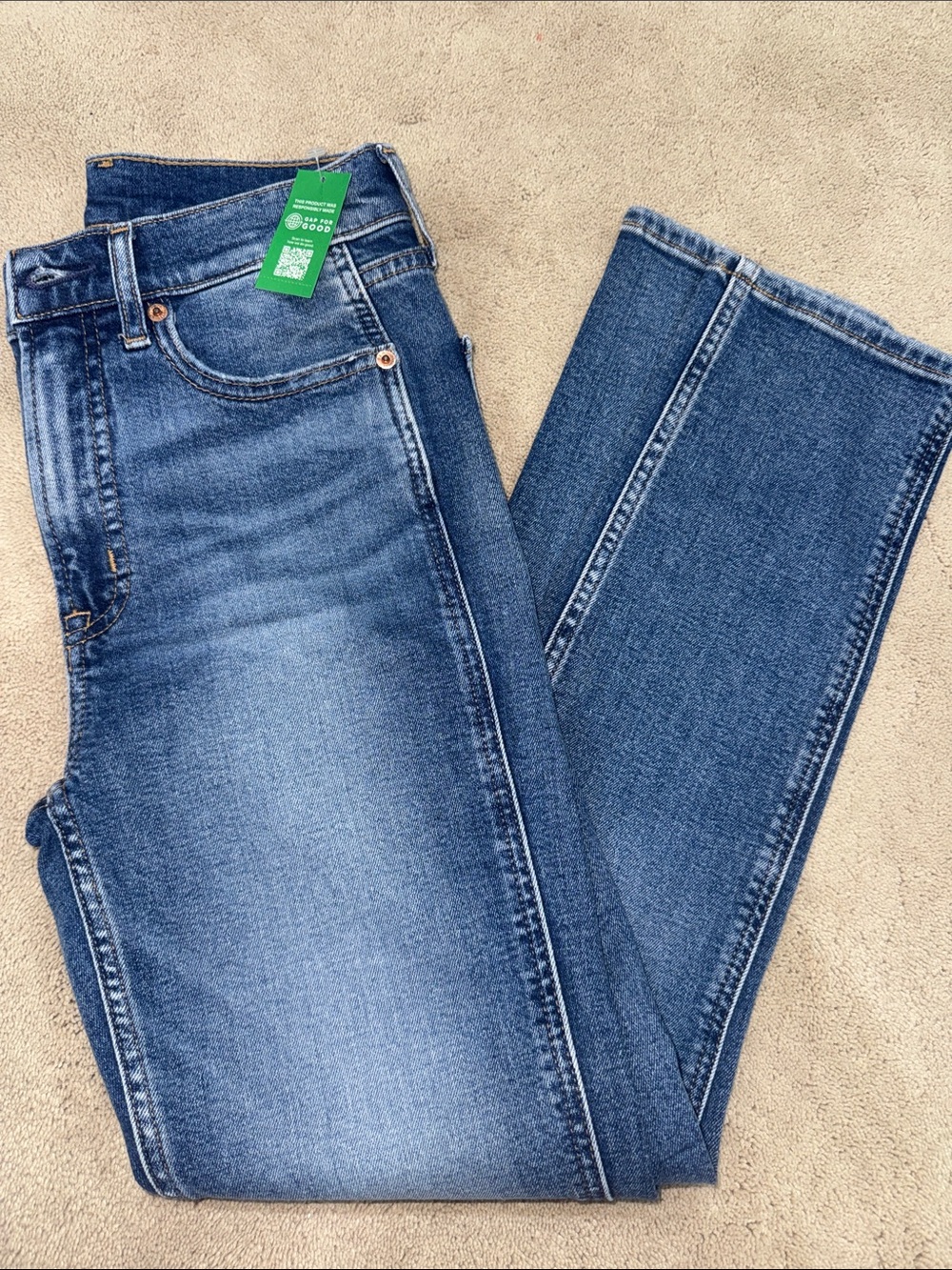 GAP Women’s Blue Straight-Leg Jeans - Mid Wash